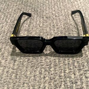 Hunnids 2 designer sunglasses